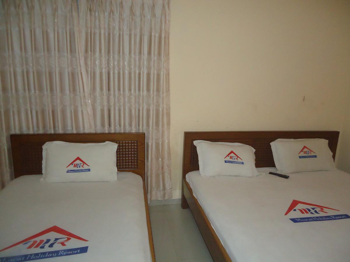 Muscat Holiday Resort Cox's Bazar Esterno foto